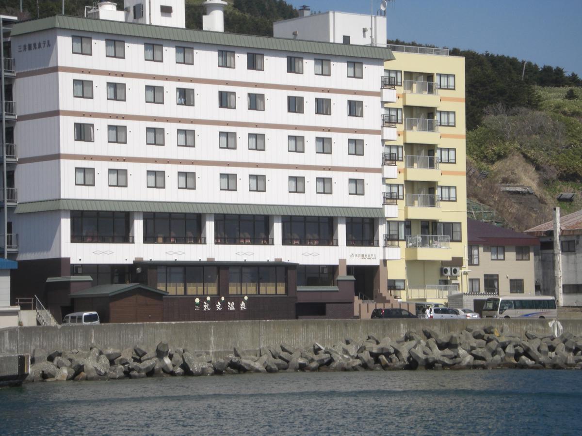 Mitsui Kanko Hotel Rebun Екстериор снимка